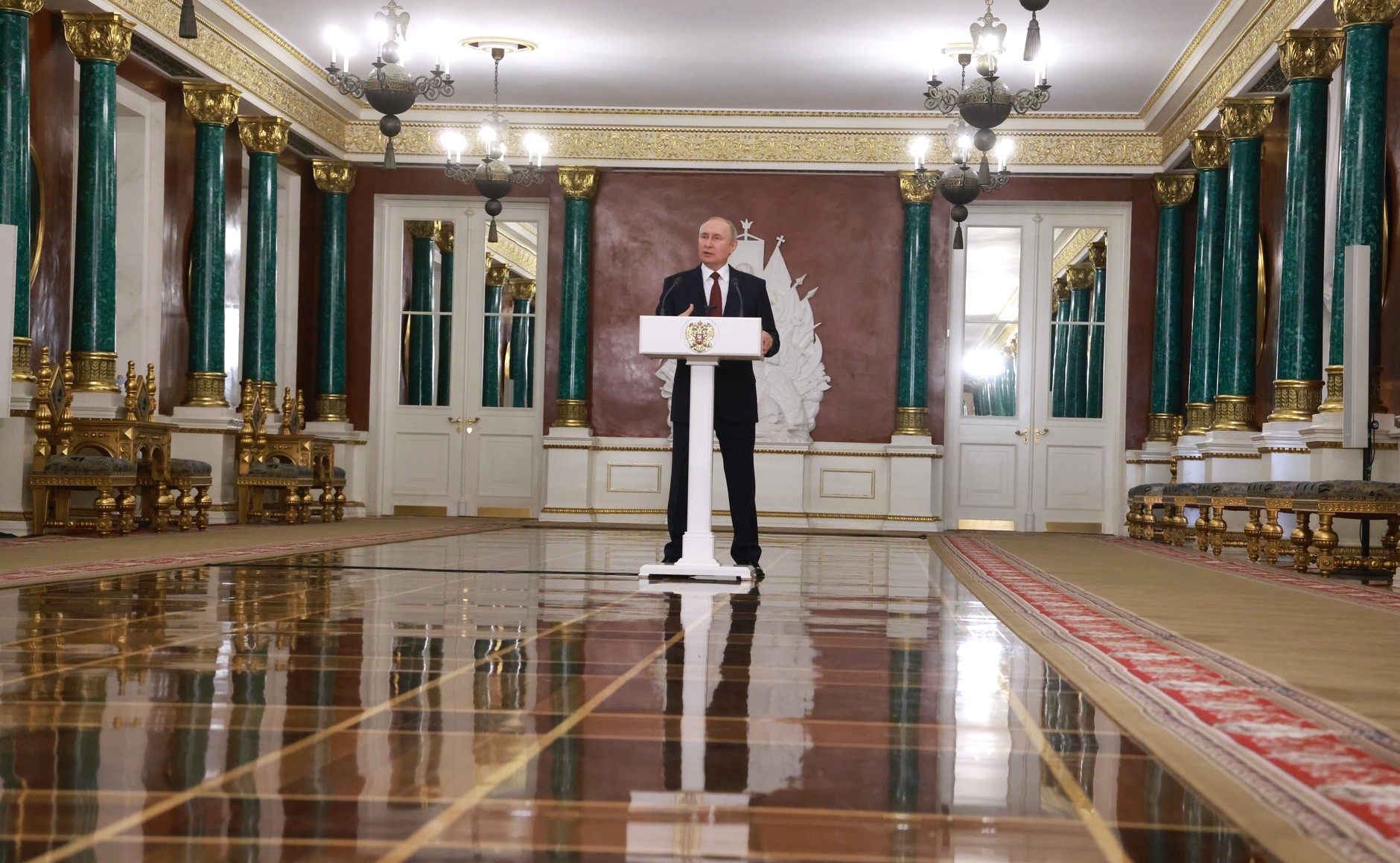 Владимир Путин ответил на вопросы журналистов.