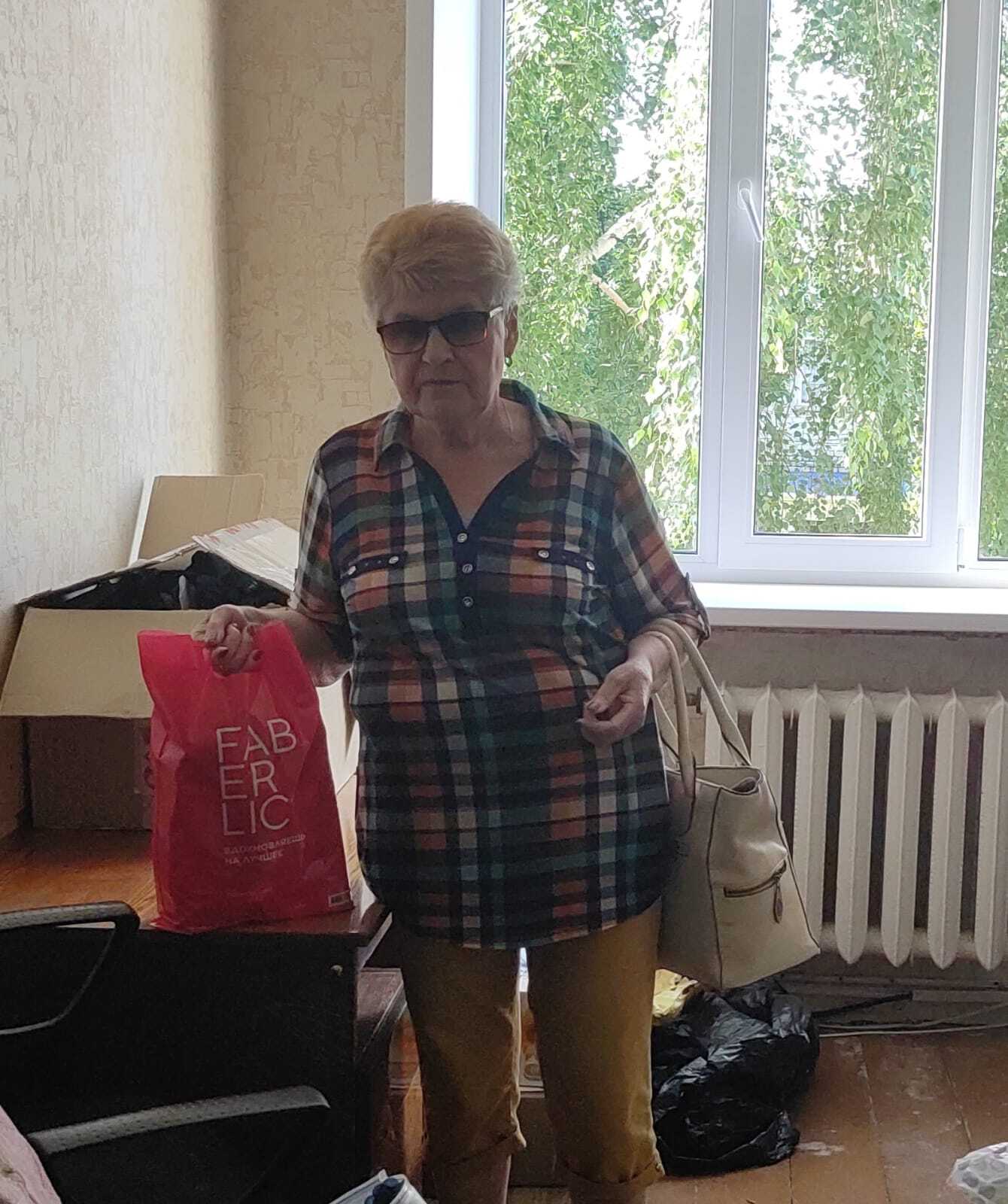 Своих не бросаем.