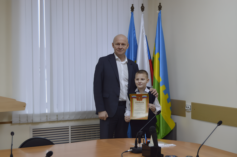 Торжественное награждение учащихся. Торжественное награждение учащихся.
