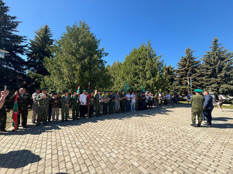 День пограничных войск. День пограничных войск.