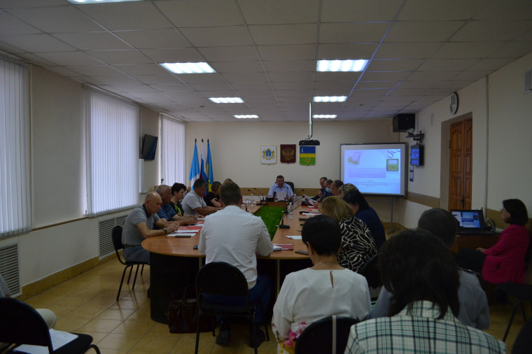 В Администрации прошло очередное заседание районного Совета депутатов.